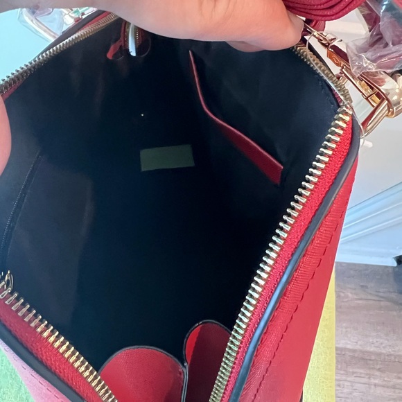 Marilyn Monroe red purse. New with tags - Picture 5 of 7